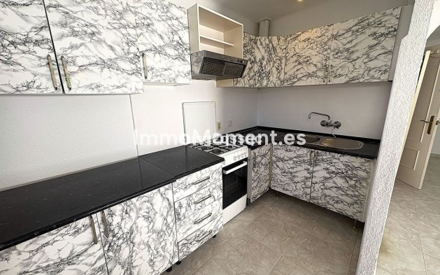 Resale - Detached villa - Estepona - Atalaya