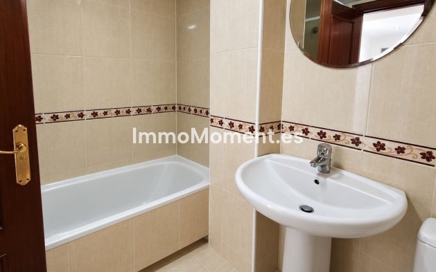 Resale - Townhouse - Estepona - Estepona Centro