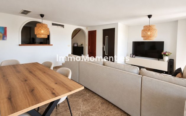 Resale - Townhouse - Estepona - Estepona Centro