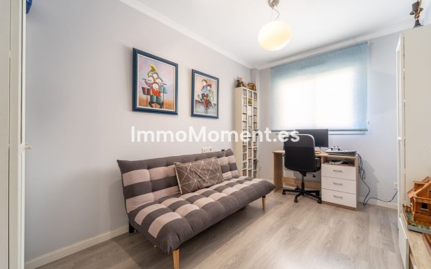 Resale - Apartment - Torremolinos