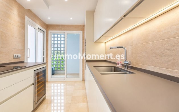 Reventa - Apartamento - Marbella - La Mairena