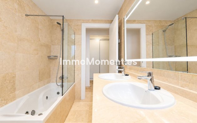 Reventa - Apartamento - Marbella - La Mairena