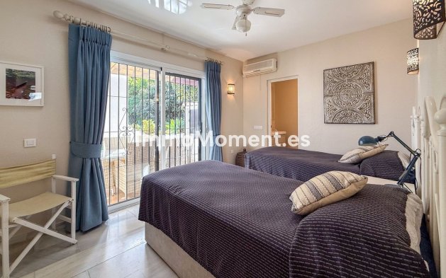 Resale - Detached villa - Mijas Costa - Calahonda