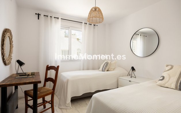 Resale - Apartment - Benalmadena - Benalmadena Pueblo