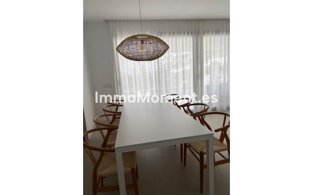 Short Term Rentals - Apartment - Estepona