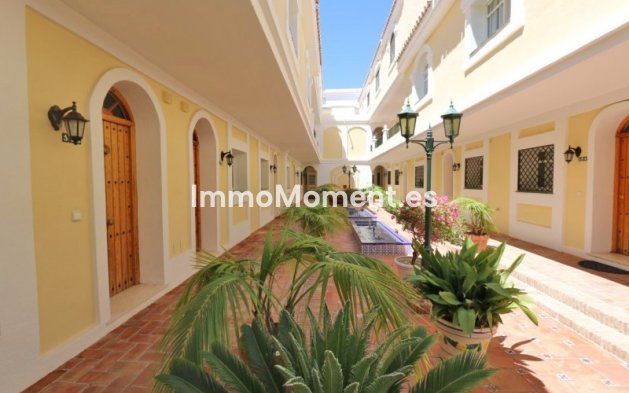 Vakantie verhuur - Geschakelde woning - Marbella - Nueva Andalucía