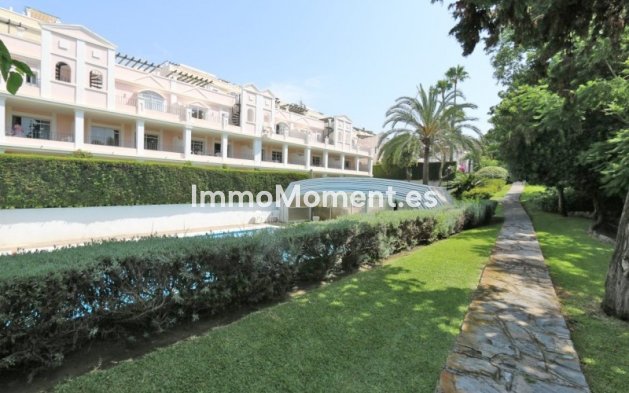 Vakantie verhuur - Geschakelde woning - Marbella - Nueva Andalucía