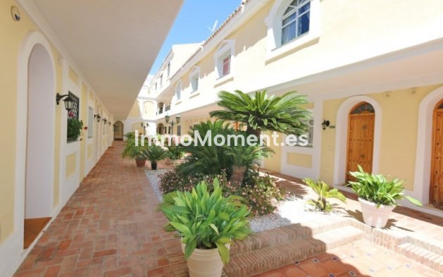 Vakantie verhuur - Geschakelde woning - Marbella - Nueva Andalucía