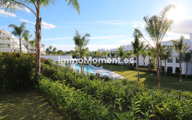 Alquiler a corto plazo - Apartamento - Estepona  - Atalaya