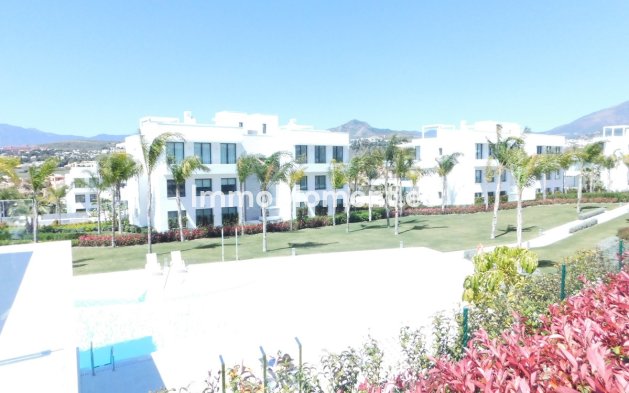 Alquiler a corto plazo - Apartamento - Estepona  - Atalaya