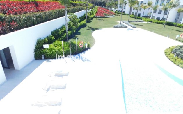 Alquiler a corto plazo - Apartamento - Estepona  - Atalaya