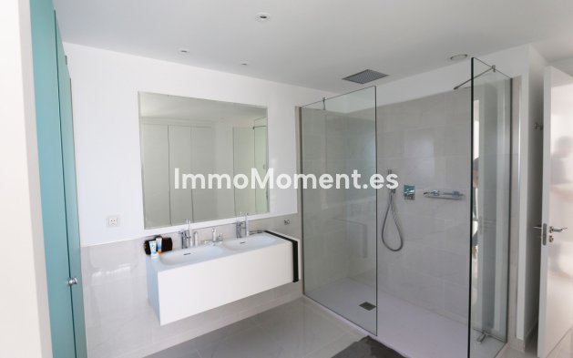 Alquiler a corto plazo - Apartamento - Estepona  - Atalaya