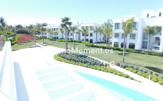Alquiler a corto plazo - Apartamento - Estepona  - Atalaya