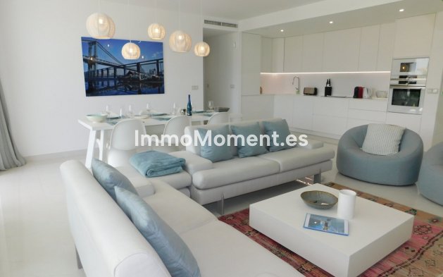Alquiler a corto plazo - Apartamento - Estepona  - Atalaya