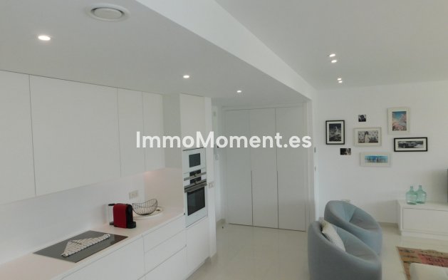Alquiler a corto plazo - Apartamento - Estepona  - Atalaya