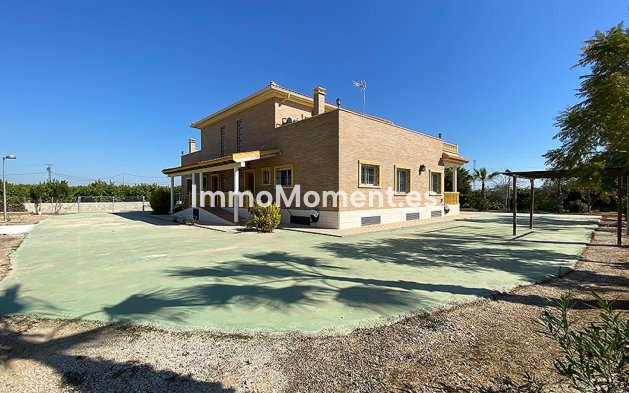 Bestaande woning - Villa - Los Montesinos