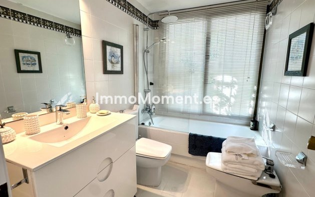 Long Term Rentals - Apartment - Marbella - Puerto Banús