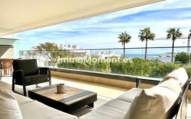 Short Term Rentals - Apartment - Estepona