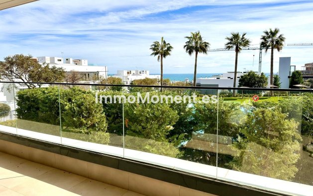 Short Term Rentals - Apartment - Estepona