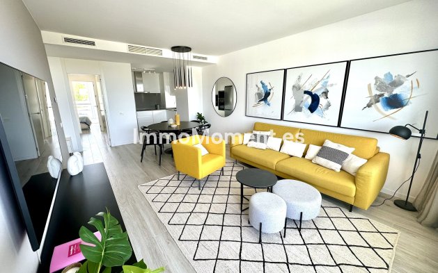 Alquiler a corto plazo - Apartamento - Estepona  - Cancelada