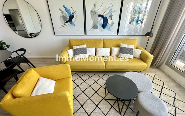 Alquiler a corto plazo - Apartamento - Estepona  - Cancelada