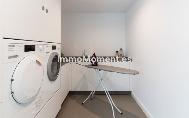 Vakantie verhuur - Vrijstaande villa - Estepona  - New Golden Mile