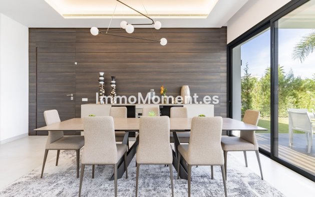 Kurzzeitvermietung - Freistehende Villa - Benahavís