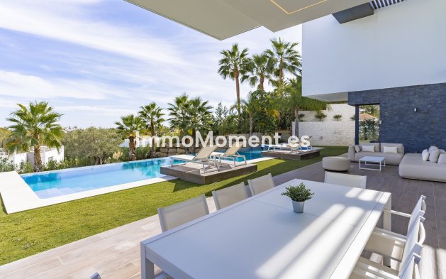 Kurzzeitvermietung - Freistehende Villa - Benahavís