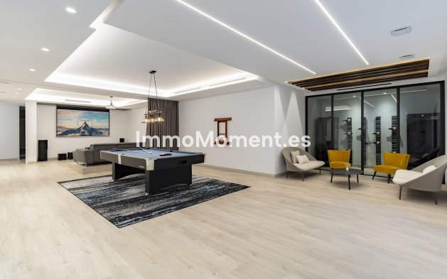 Kurzzeitvermietung - Freistehende Villa - Benahavís