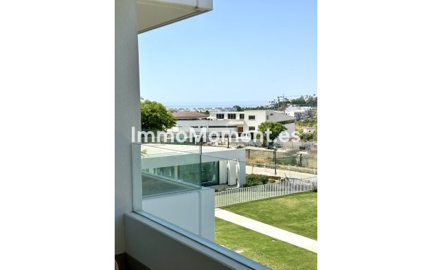 Kurzzeitvermietung - Wohnung - Estepona  - Estepona