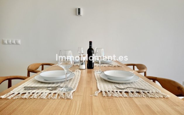 Short Term Rentals - Apartment - Estepona