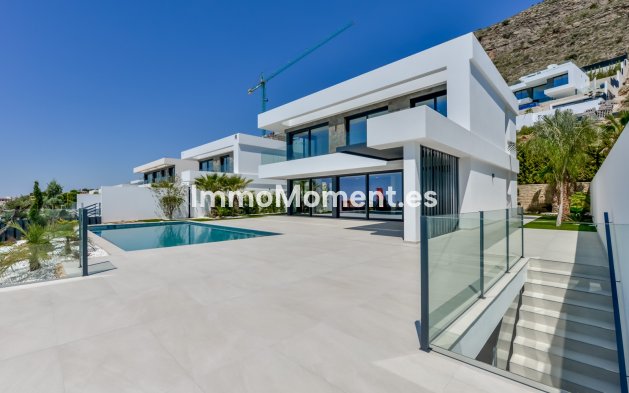 Obra nueva - Villa independiente - Finestrat