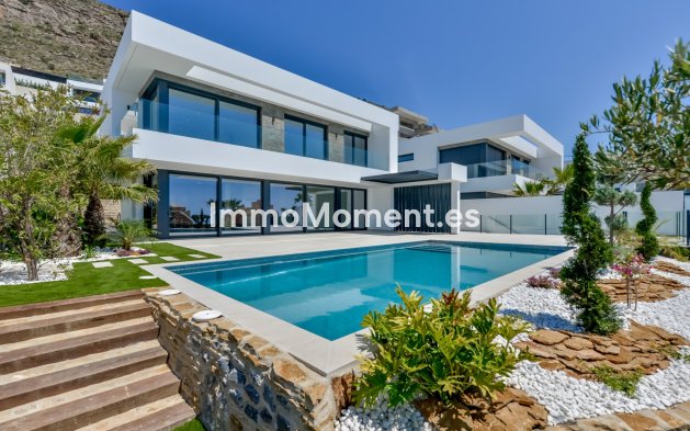 Obra nueva - Villa independiente - Finestrat