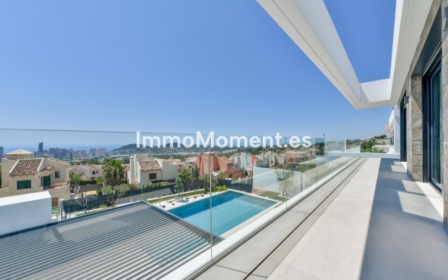 Obra nueva - Villa independiente - Finestrat