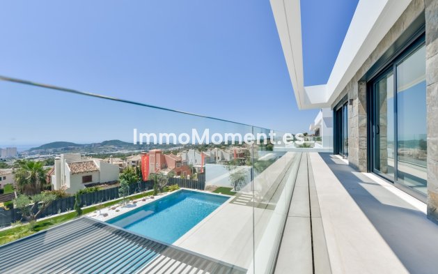 Obra nueva - Villa independiente - Finestrat