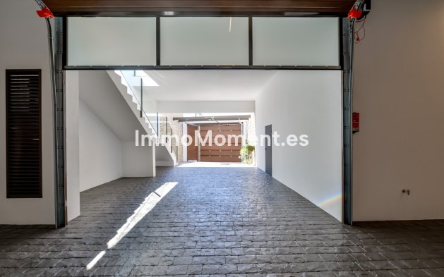 Obra nueva - Villa independiente - Finestrat