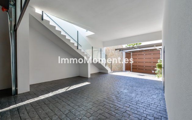 Obra nueva - Villa independiente - Finestrat