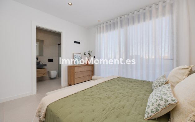 Nieuwbouw - Vrijstaande villa - Torrevieja