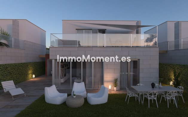 Obra nueva - Villa independiente - Los Alcázares