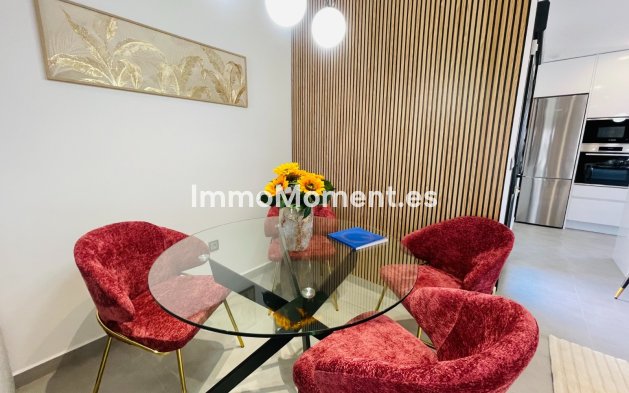 Obra nueva - Villa independiente - Torrevieja