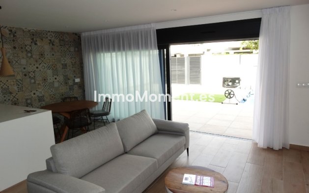 New Build - Semi-detached house - Pilar de la Horadada