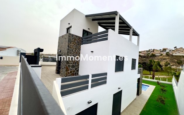Obra nueva - Villa independiente - Ciudad Quesada
