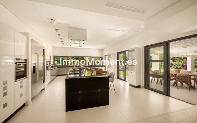 Obra nueva - Villa - Marbella