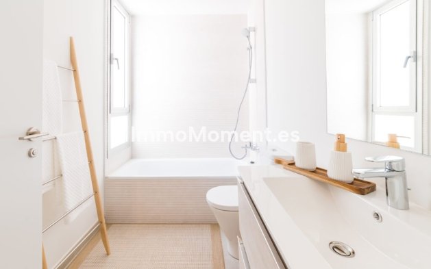 Obra nueva - Ground-floor - Estepona Este - Cancelada