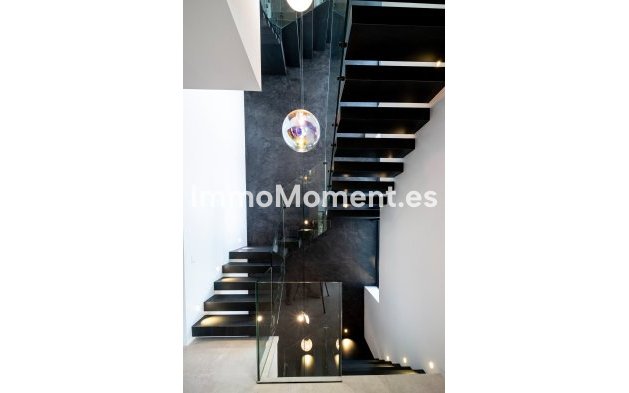 Construction neuve - Villa individuelle - Benahavís