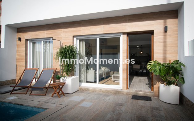 Neubau - Terraced - Jerónimo y Avileses