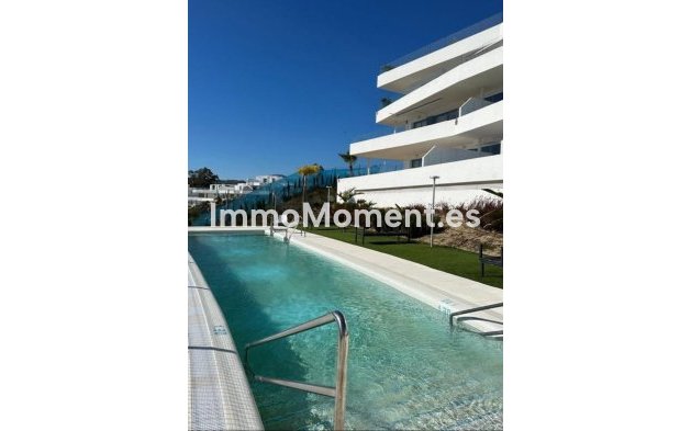 Long Term Rentals - Apartment - Estepona