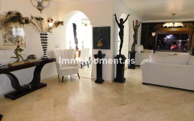 Resale - Apartment - Marbella - Guadalmina Alta