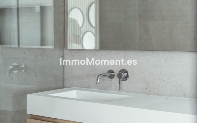 Resale - Townhouse - Marbella - Nueva Andalucía