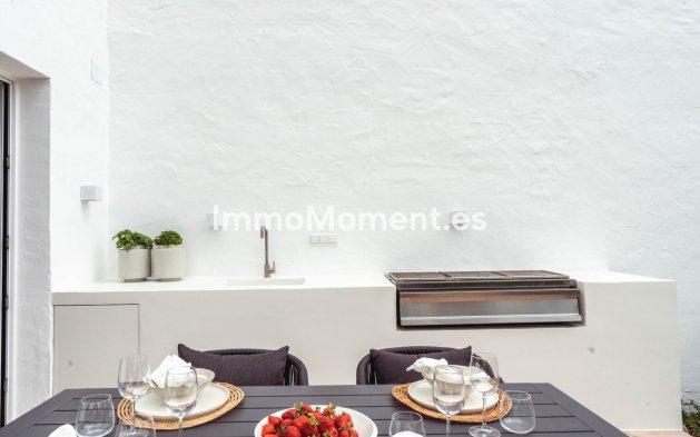 Resale - Townhouse - Marbella - Nueva Andalucía